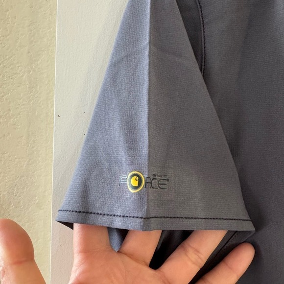 Carhartt Women’s Scrub Top Size Small - Picture 4 of 5